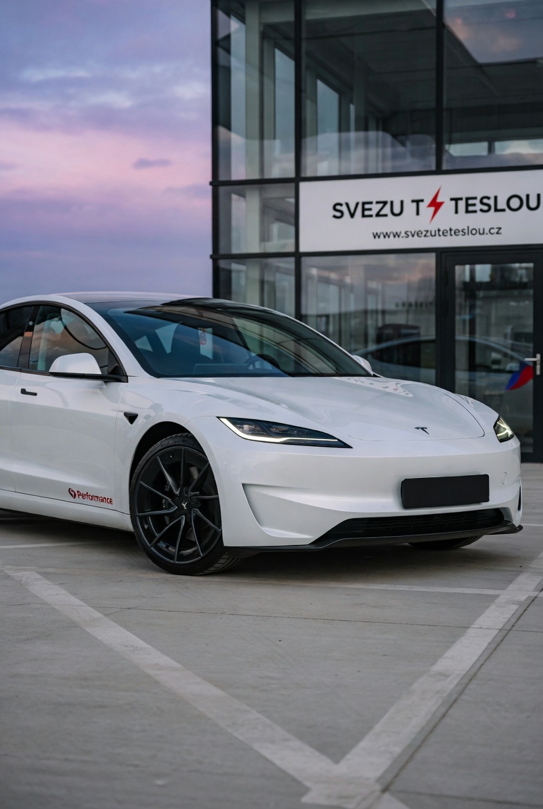 Tesla Model 3 Performance